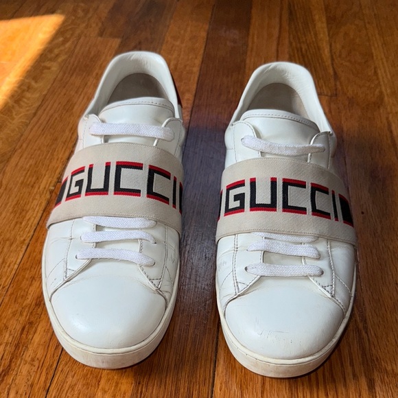 Gucci White Sneakers with Logo Strap - Picture 1 of 8